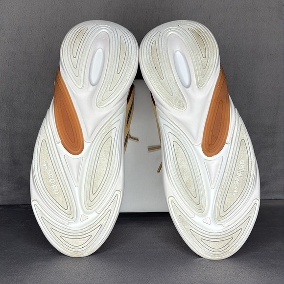 🔥🔥🔥 adidas Originals Ozelia sneakers with leopard stripes in beige Size: 10🔥🔥🔥 - Picture 5 of 10